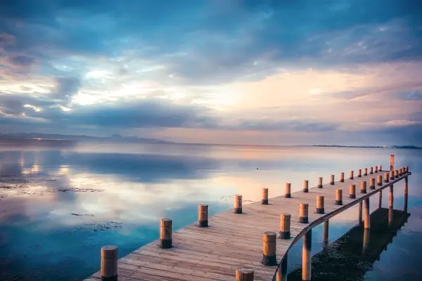 国防大学尹俊简介女生