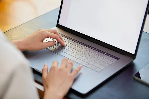 烟台大学侯天宇简介